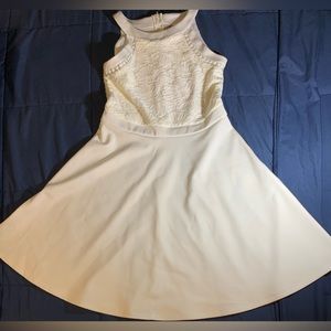 Rare Editions/Beautiful white dress
